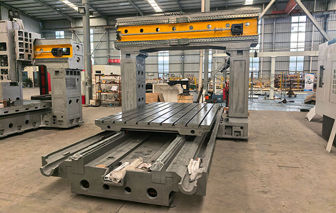 大型龙门数控钻铣床